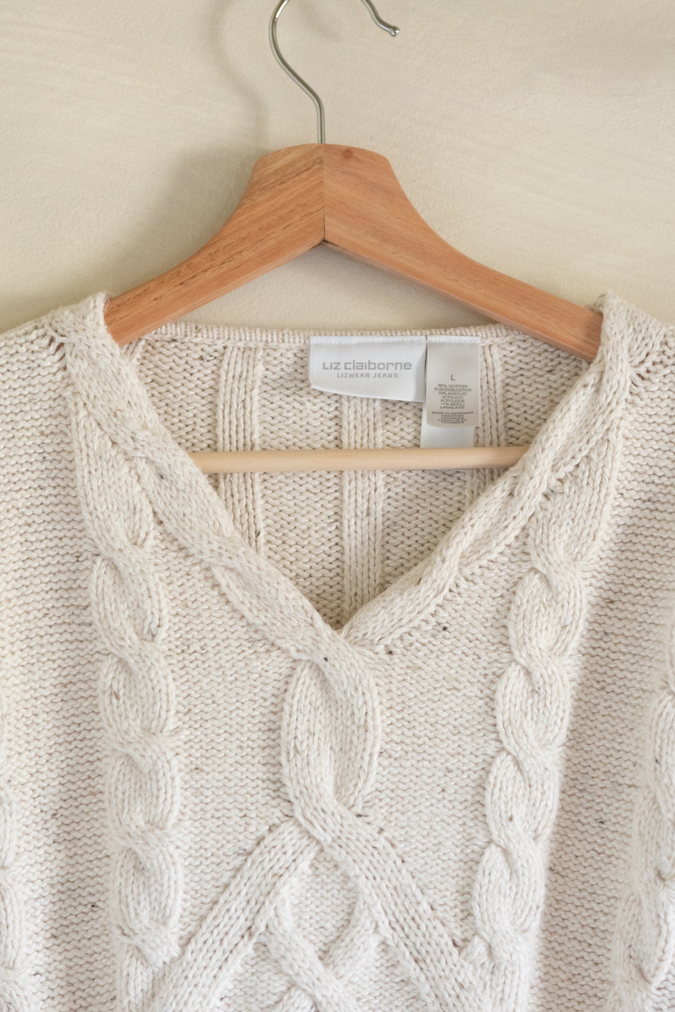 Liz Claiborne Speckled Knit Vneck Sweater (L)