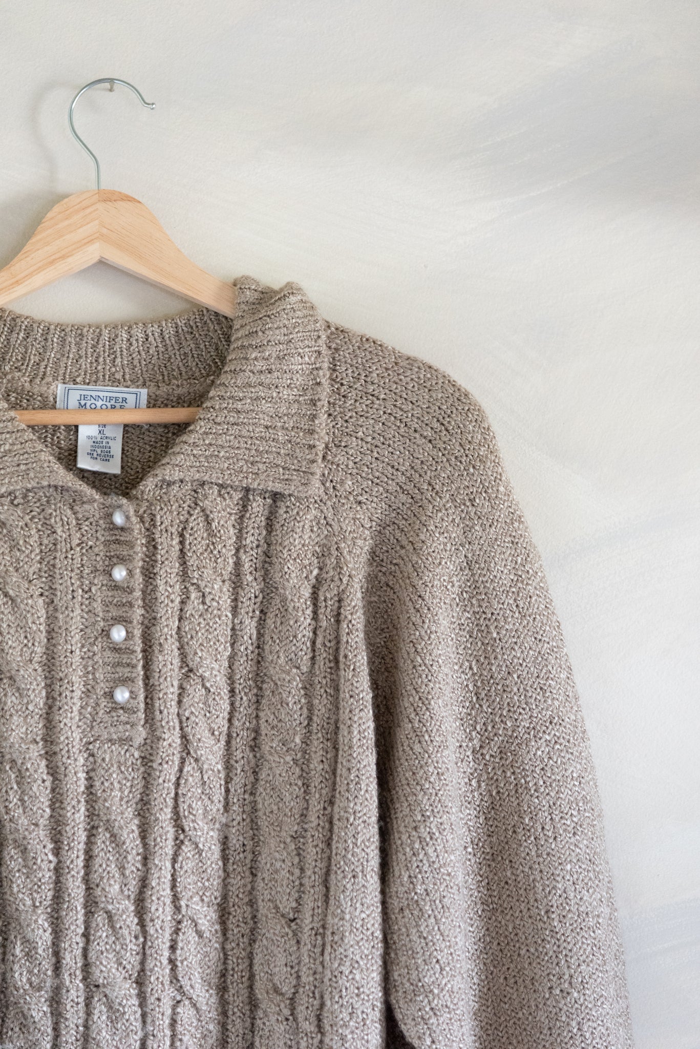 Cozy Collared Sweater w/ Pearl Buttons (XL)